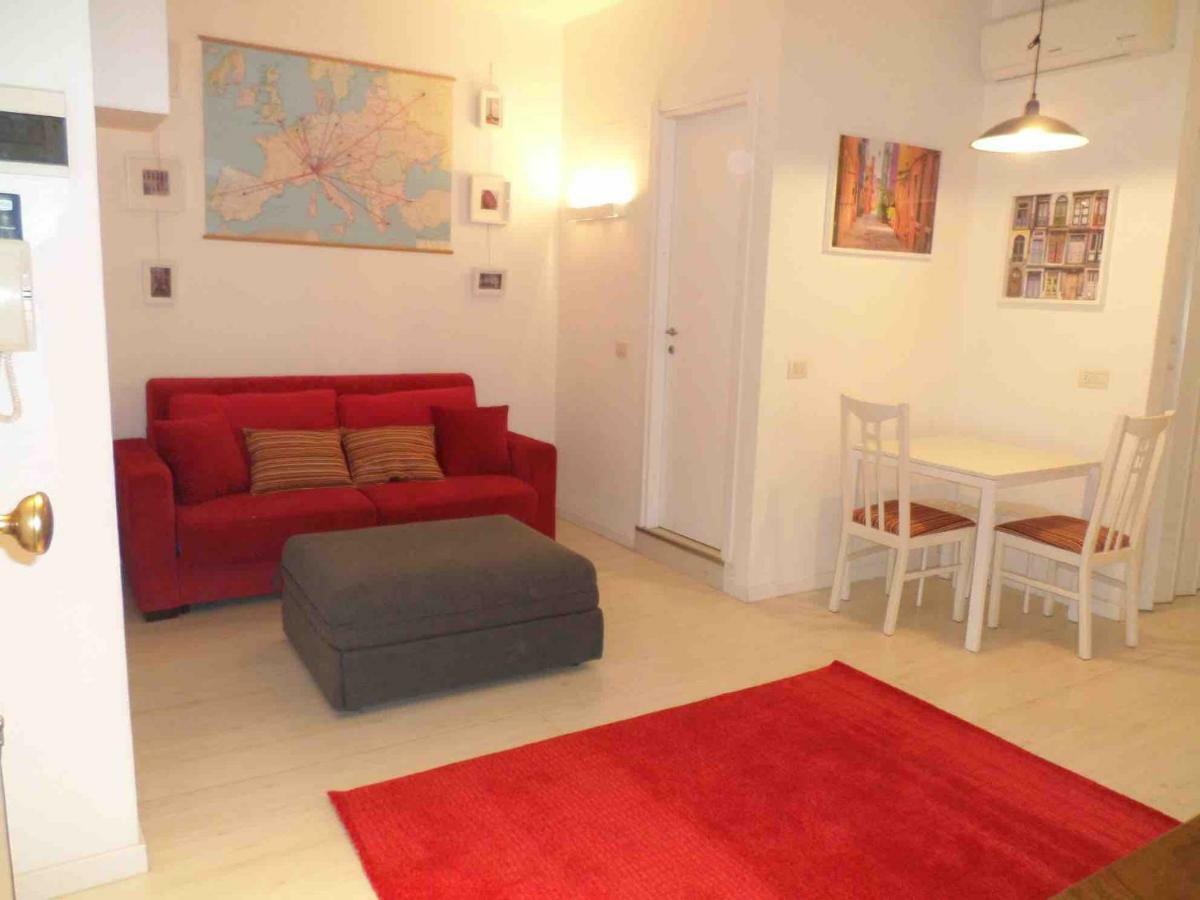 Lunigiana 15 Milano Apartment ภายนอก รูปภาพ